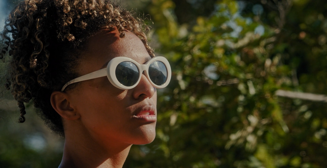 The Art of Statement Sunglasses: How One Frame Changes the Entire Mood