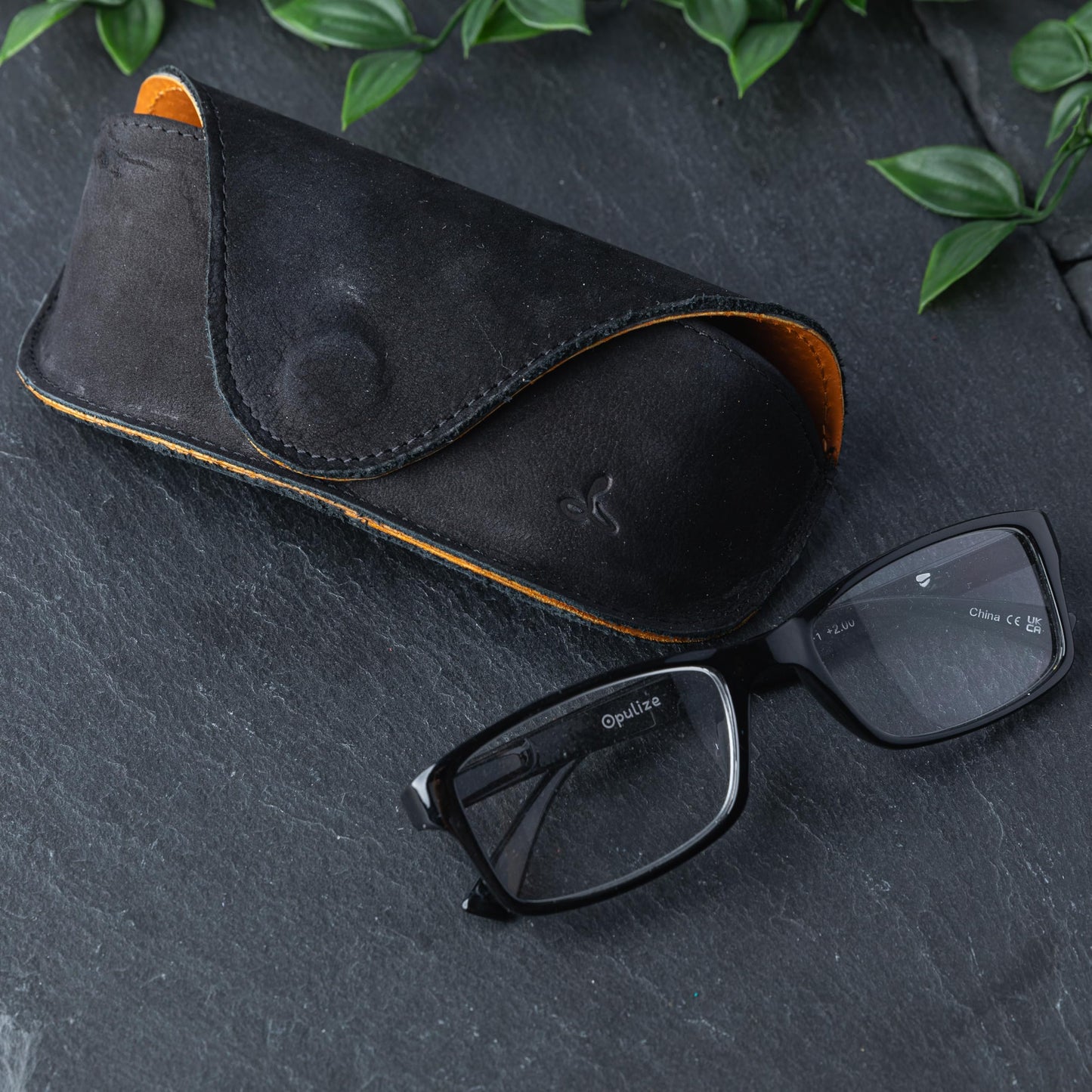 Snakehive Real Leather Glasses Case – Handmade in Europe – Sunglasses Pouch Designed for Men and Women